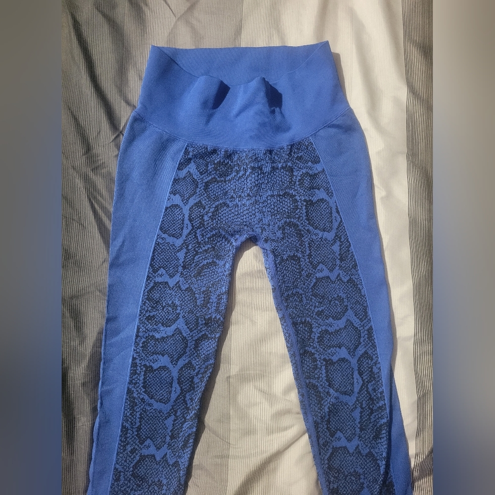 Snake skin leggings